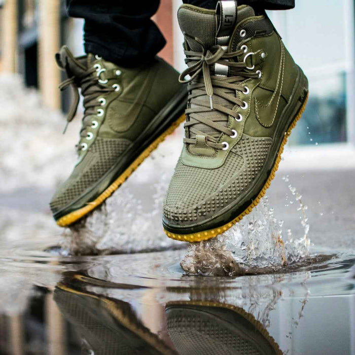 Exploring the Historical Evolution of Sports Sneakers