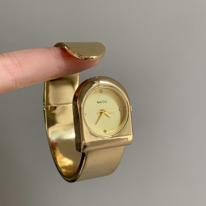 High-end Diamond Face Bracelet-Style Women's Quartz Watch