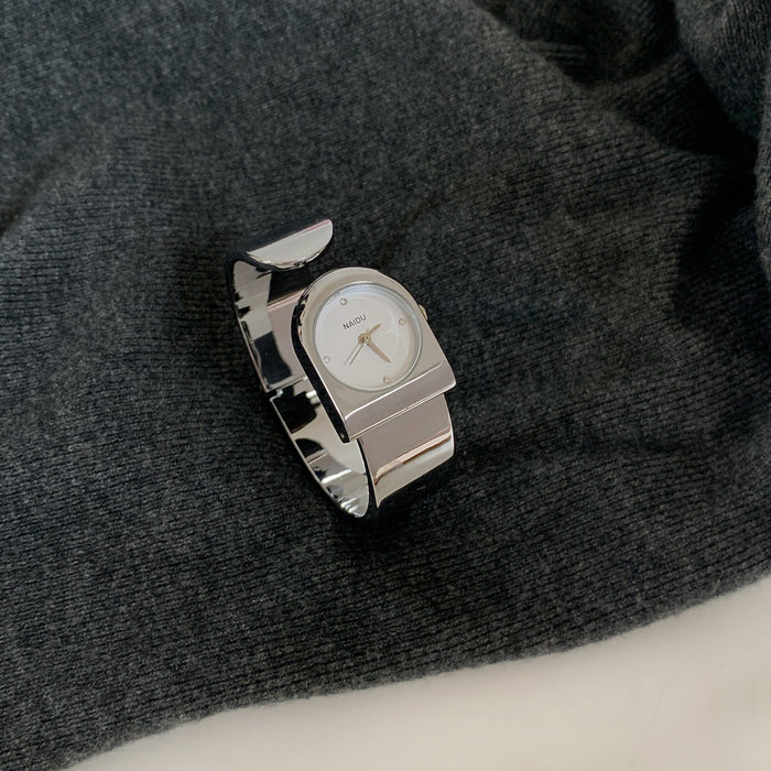 High-end Diamond Face Bracelet-Style Women's Quartz Watch