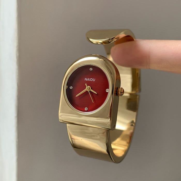 High-end Diamond Face Bracelet-Style Women's Quartz Watch