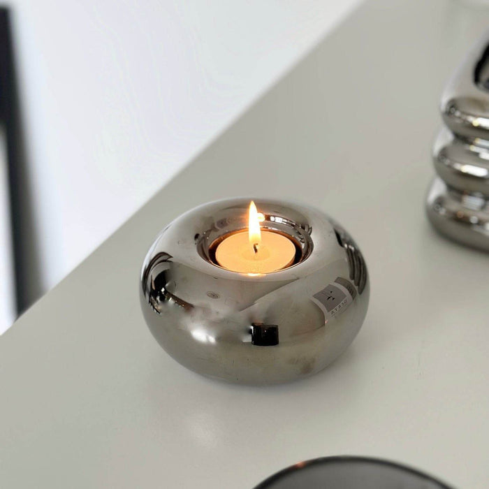 Modern Electroplated Ceramic Silver Round Candle Holder for Elegant Home Decor - Dio Kollections