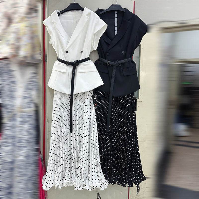 Chic Lapel Double-Breasted Sleeveless Waist-Cinching Suit - Dio Kollections