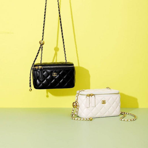Trendy Dio Mini Coin Purse with Chain and Zipper Closure - Dio Kollections
