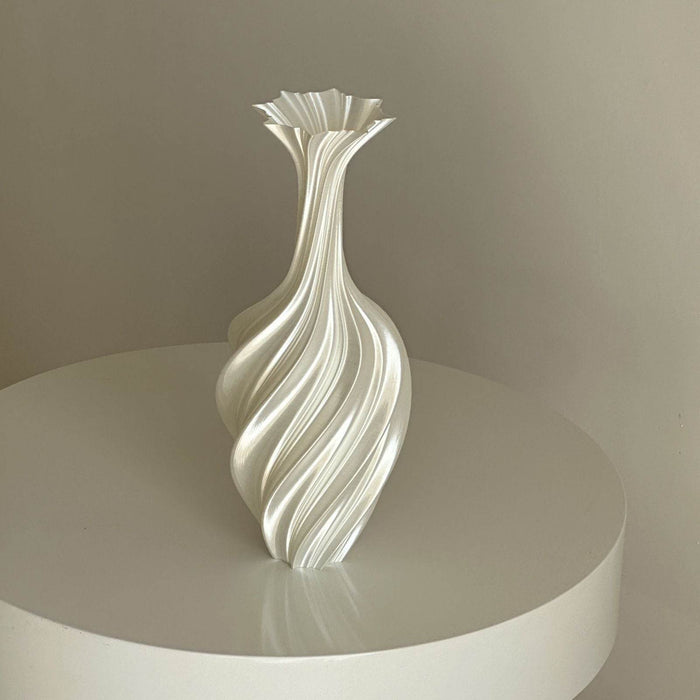 Large Twisted Silk White Art Vase - Modern Nordic Decor - Dio Kollections